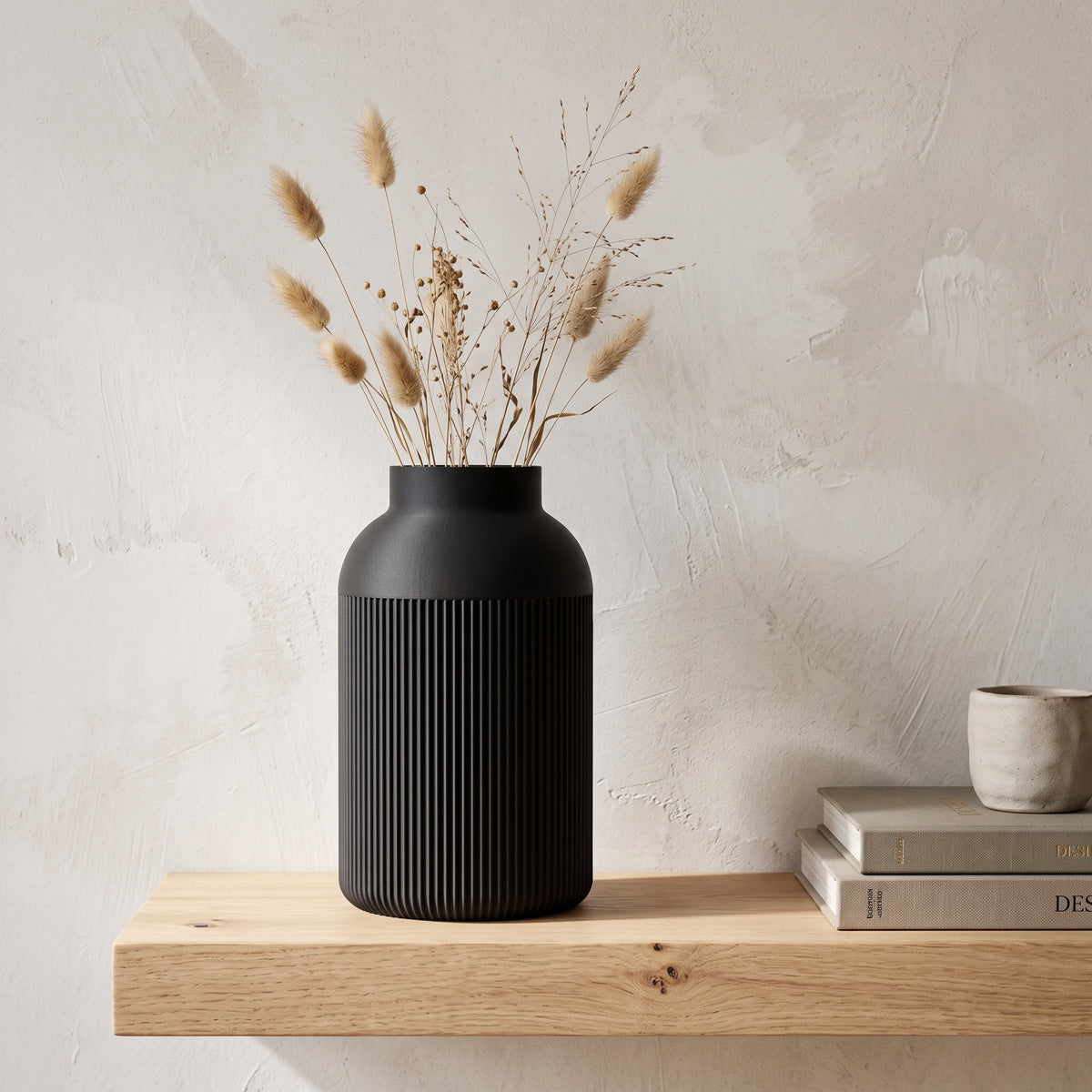 Paxon - Geribbelde Slanke Moderne Vaas — sfeer (zwart)