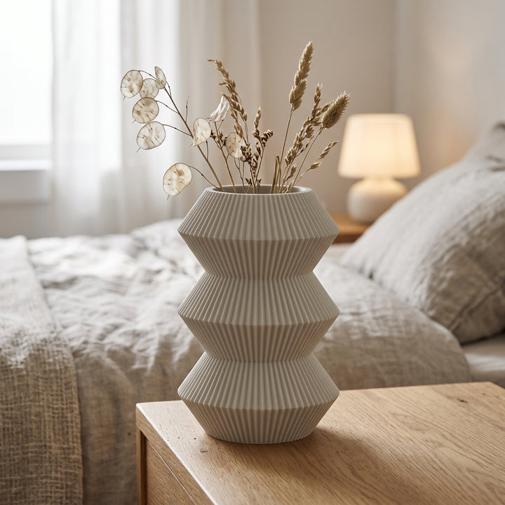 Orden - Gefacetteerde Geribbelde Geometrische Design Vaas — sfeer (creme)