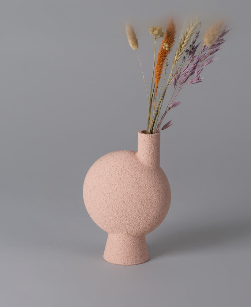 Helia - Ribbelige Minimalistische Vaas — sfeer (1546592_2)