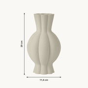 Galen - Gegroefde Sculpturale Moderne Vaas — maat (creme-20cm)