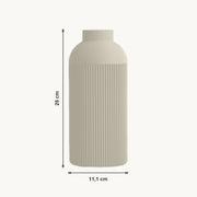 Nova - Verticaal Geribbelde Symmetrische Moderne Vaas — maat (creme-25cm)