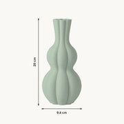 Ember - Geribbelde Organische Sculpturale Vaas — maat (salie-20cm)